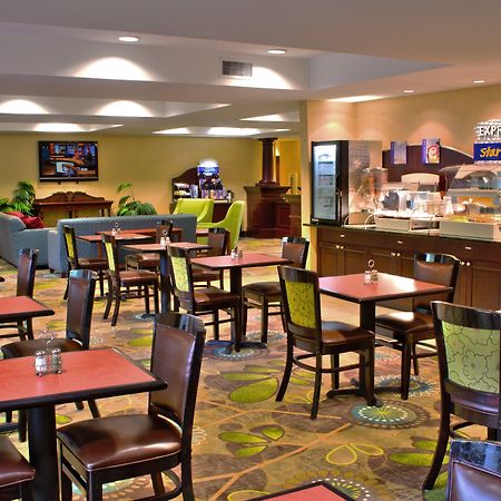 Holiday Inn Express Jacksonville East By Ihg Exterior photo
